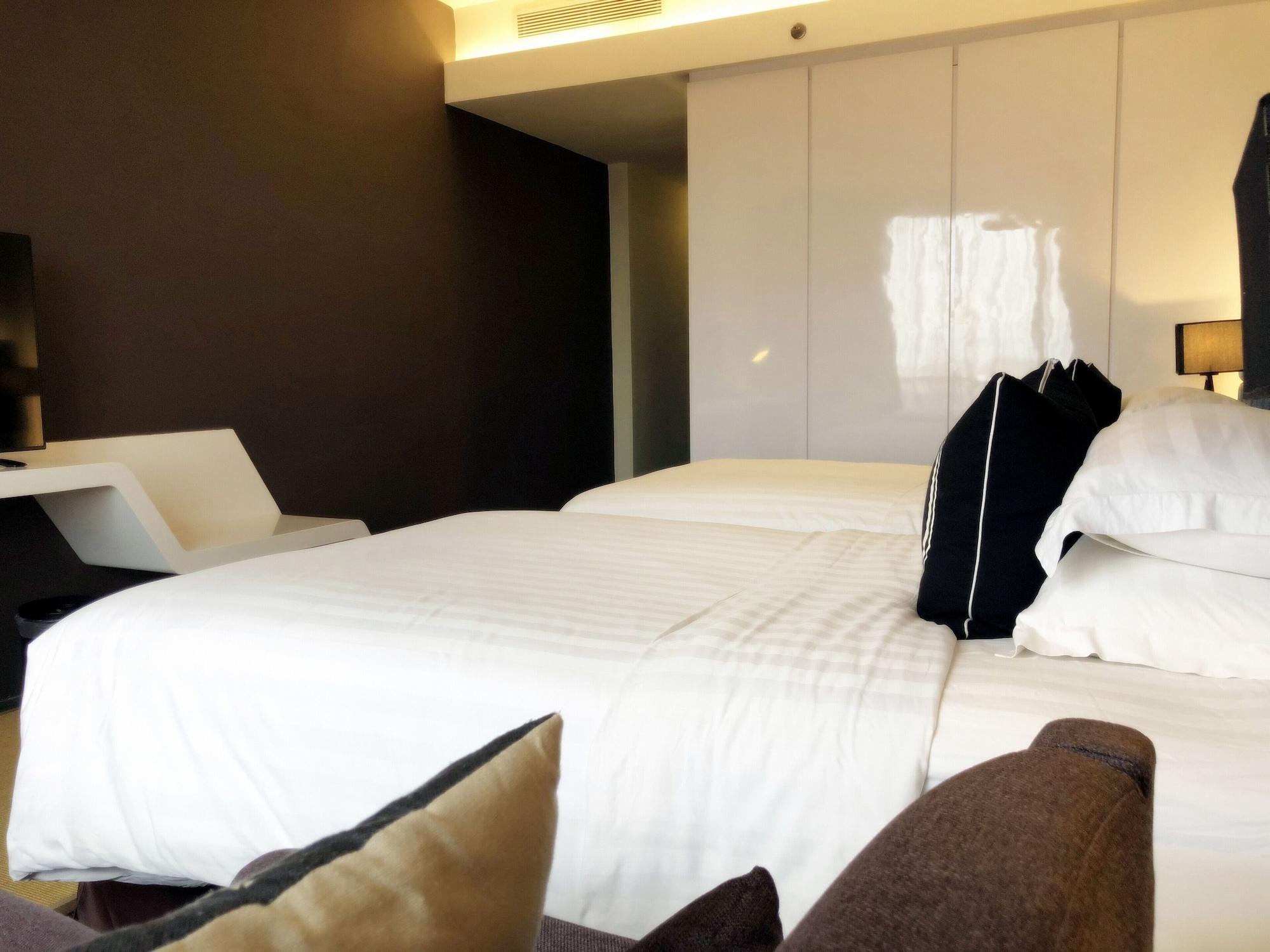 เอ็ม รูฟ โฮเทล แอนด์ เรสซิเดนซ์ Hotel อิโปห์ ภายนอก รูปภาพ