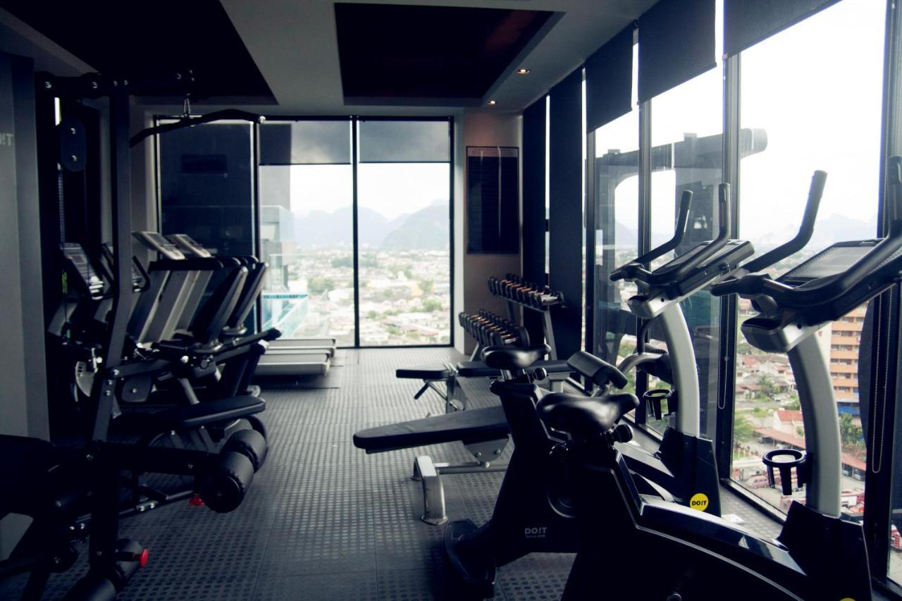 เอ็ม รูฟ โฮเทล แอนด์ เรสซิเดนซ์ Hotel อิโปห์ ภายนอก รูปภาพ